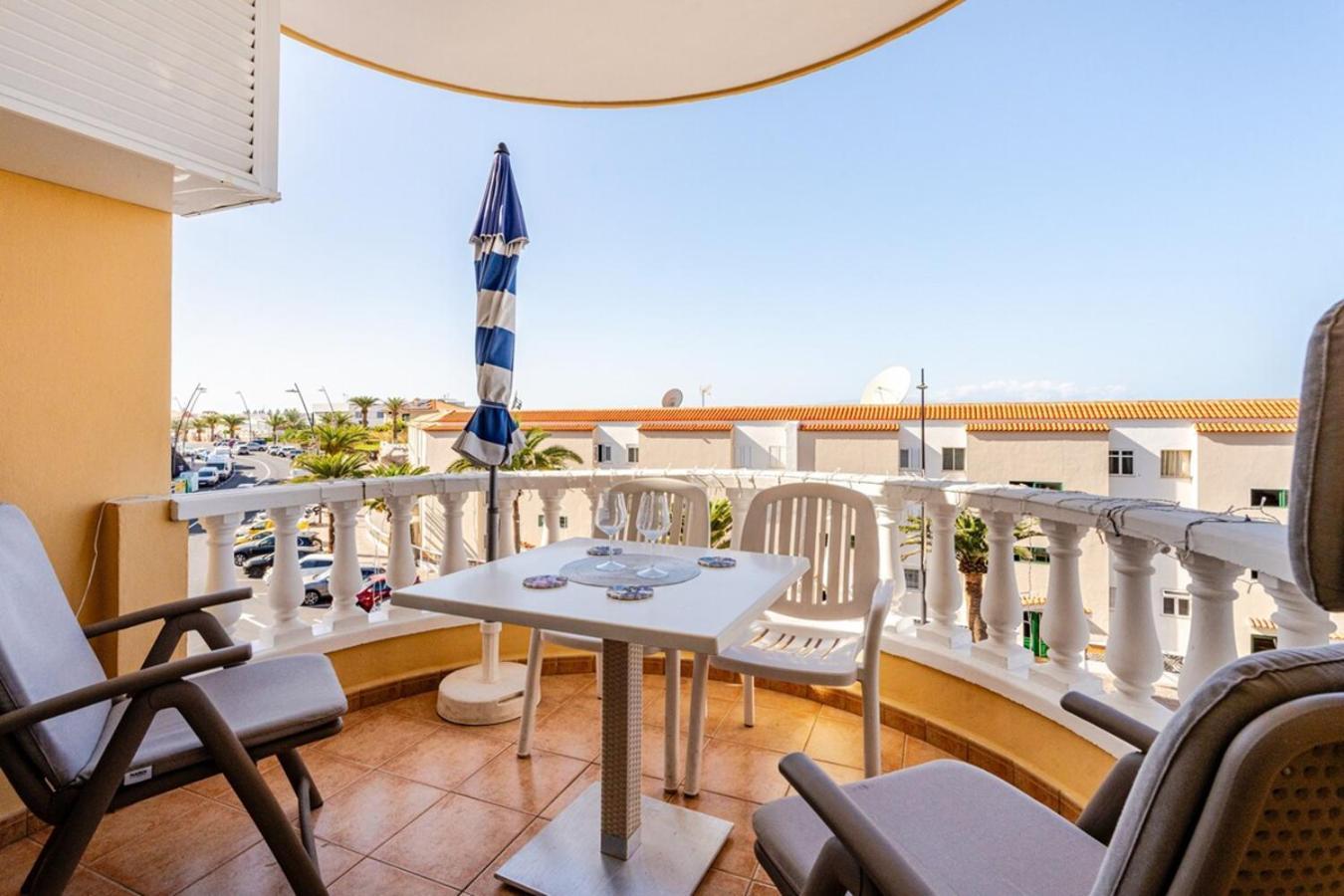 Apartment Playa La Arena Puerto de Santiago  Esterno foto